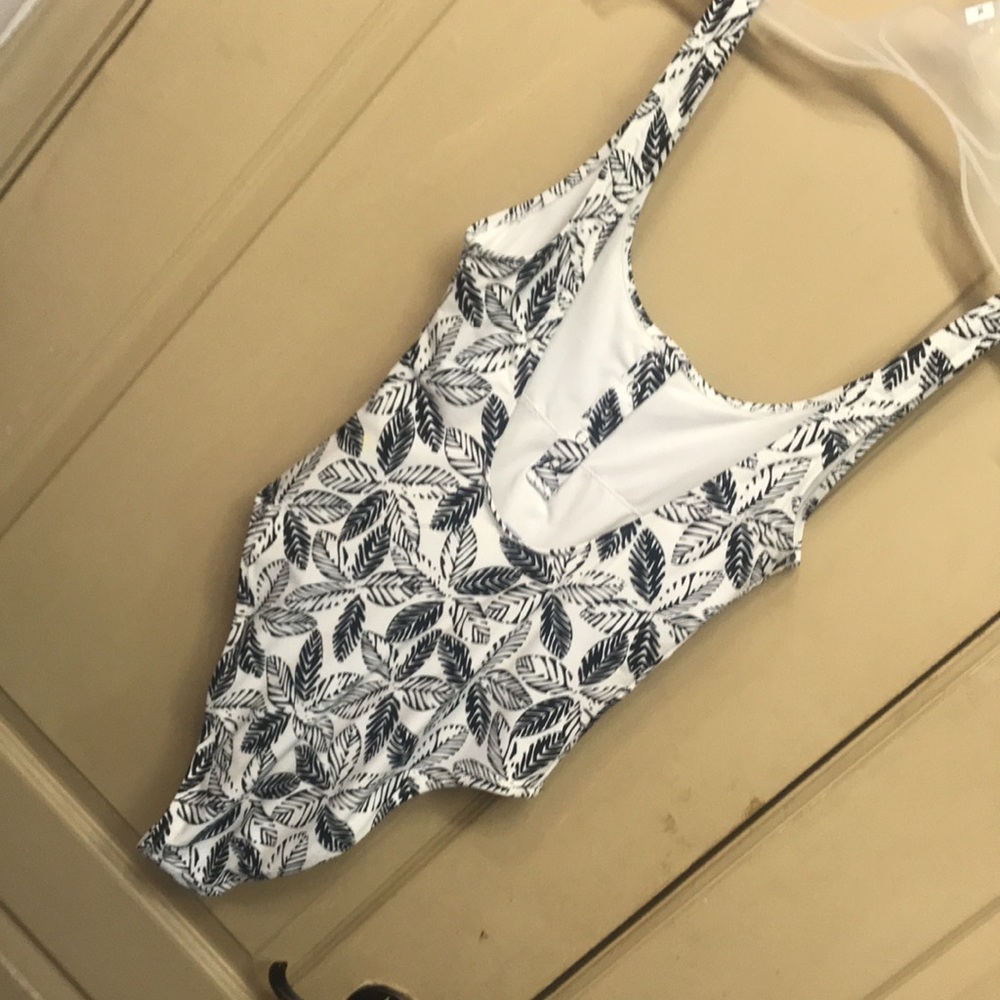 Aerie - Picture 2 of 8